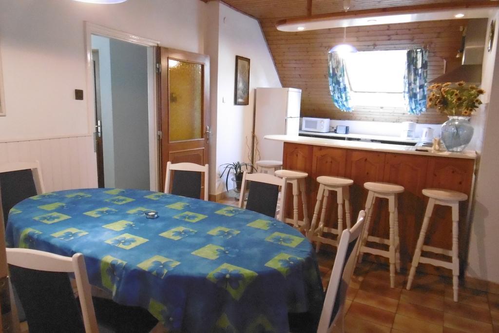 Panorama Vendeghaz Διαμέρισμα Balatonszepezd Δωμάτιο φωτογραφία